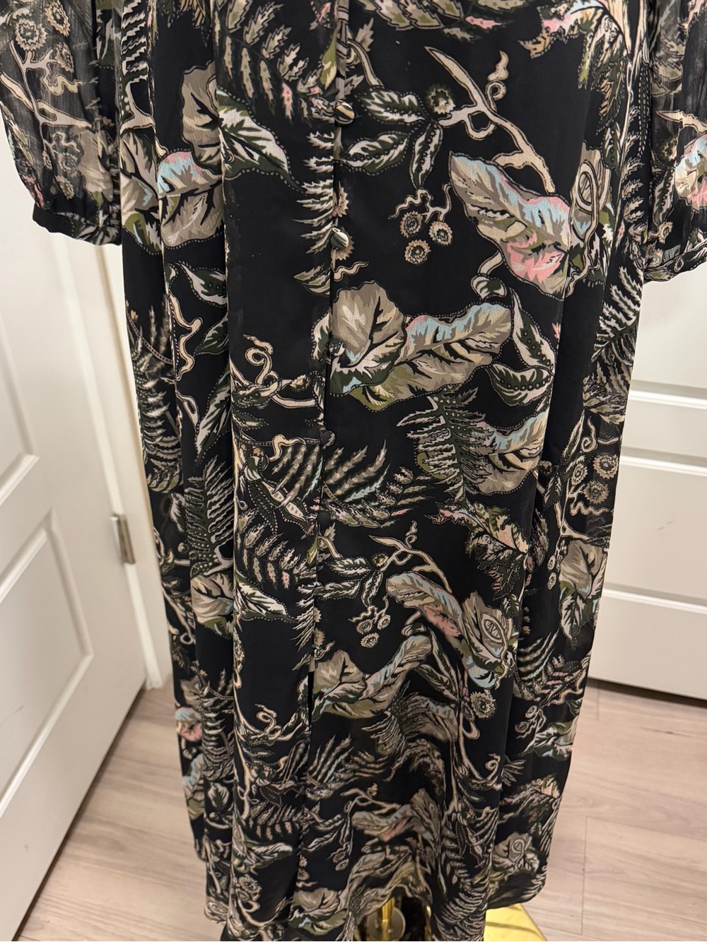 Floral Long Sleeve Black Maxi Dress with Leaf Print with Tie Neck and Pockets - Picture 8 of 9